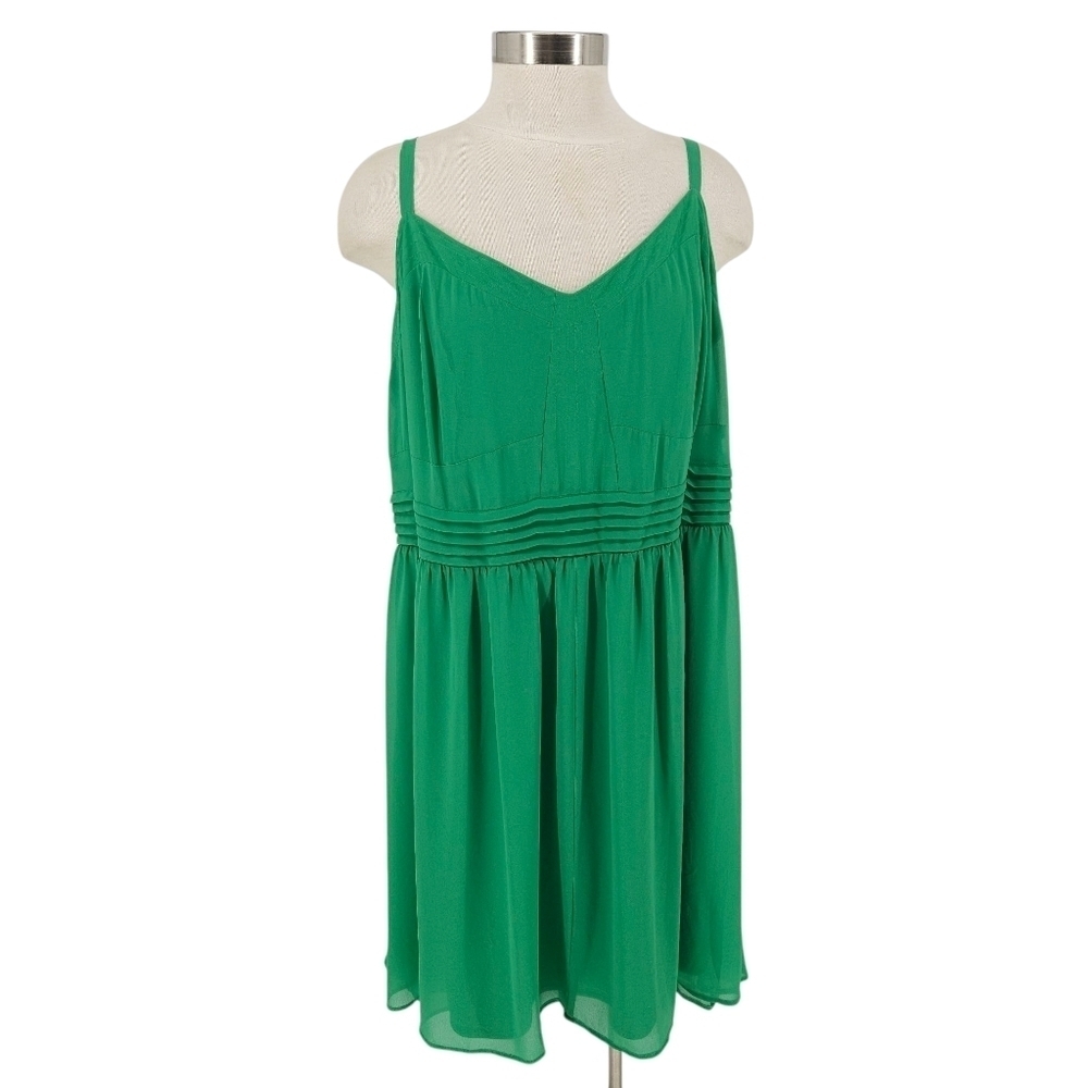 Torrid Fit Flare Skater Dress Green Chiffon Pleated Sleeveless Smocked 4X